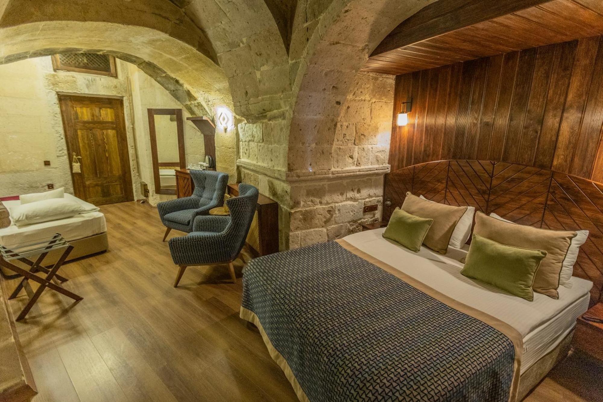 Mimi Cappadocia Luxury Cave Hotel أُتْشيسار المظهر الخارجي الصورة