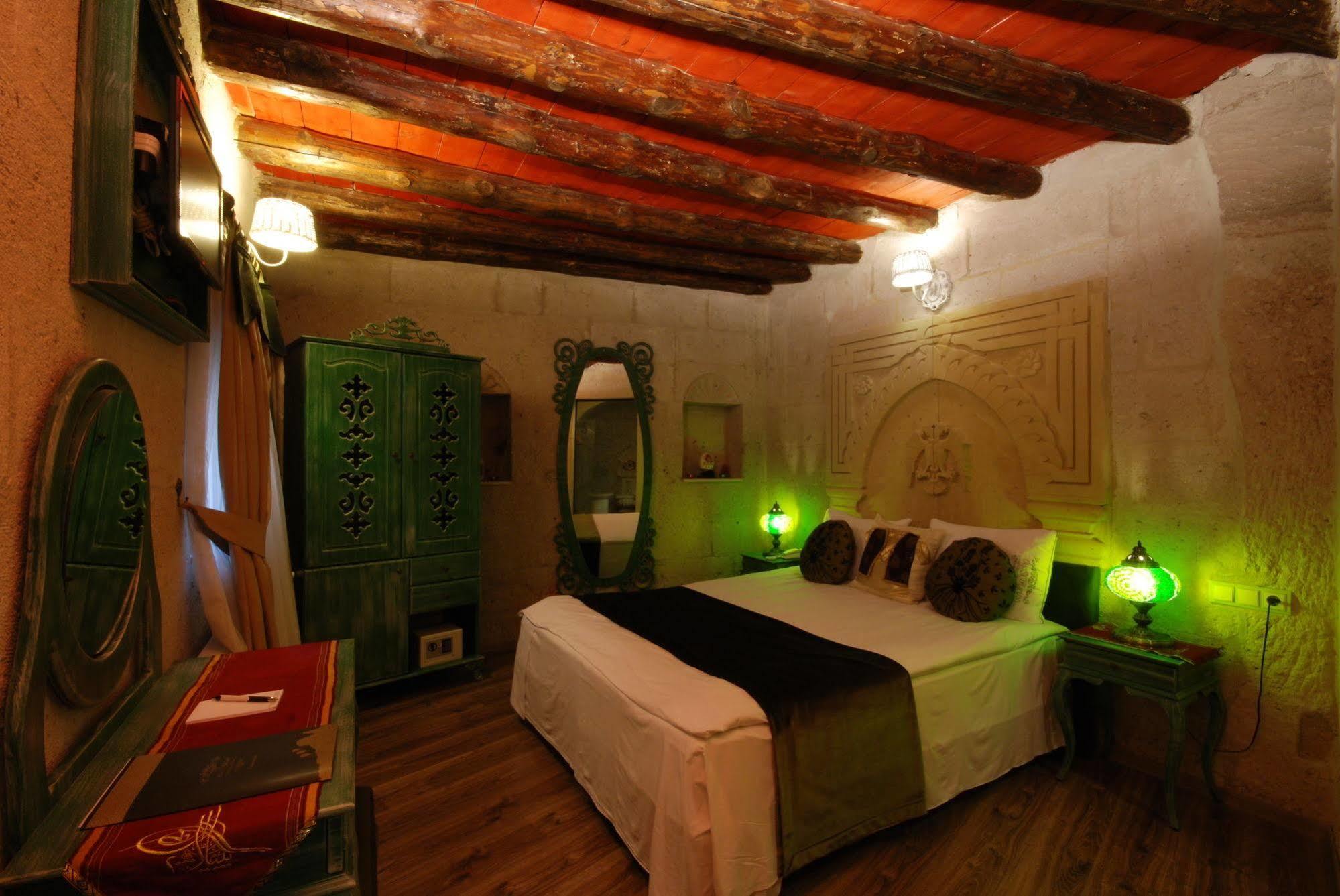 Mimi Cappadocia Luxury Cave Hotel أُتْشيسار المظهر الخارجي الصورة